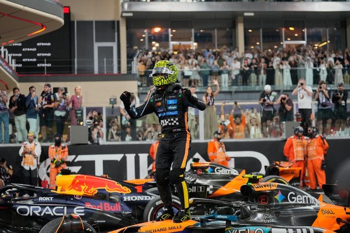 英国车手诺里斯首次加冕F1车手总冠军