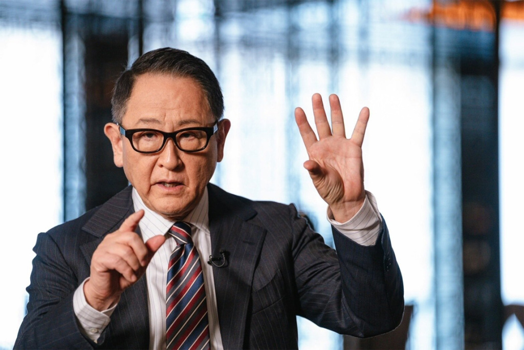丰田章男：第三代继承者带领百年丰田迎战“第三次规则改变”