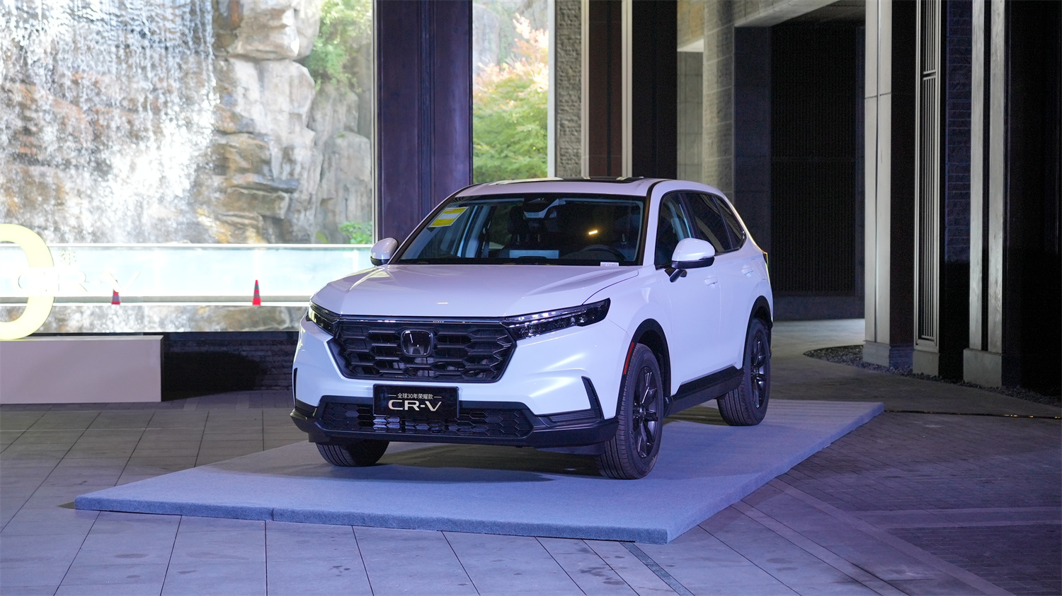 30年全球销量1500万辆,CR-V的产品哲学是“不偏科”